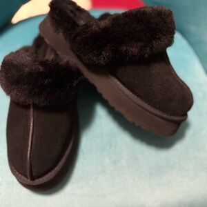 UGG Black Fur-Lined Women's Shoes